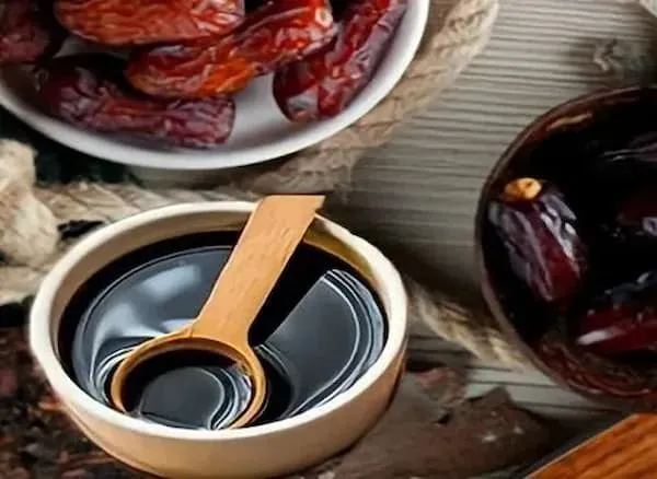 خرید جدیدترین انواع شیره خرما دمباز